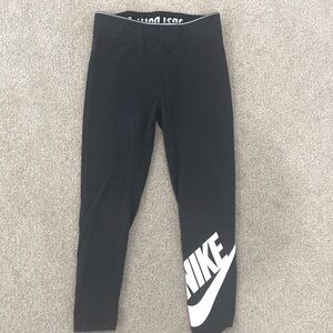 M / size 6 girls Nike athletic pants